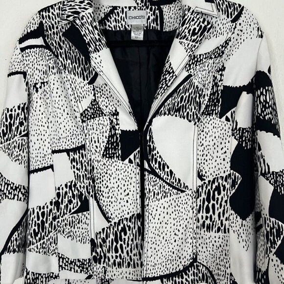 Chicos Women Size 1 White & Black Polkadot Patchwork Jacket Coat Blazer NWOT - Picture 11 of 11